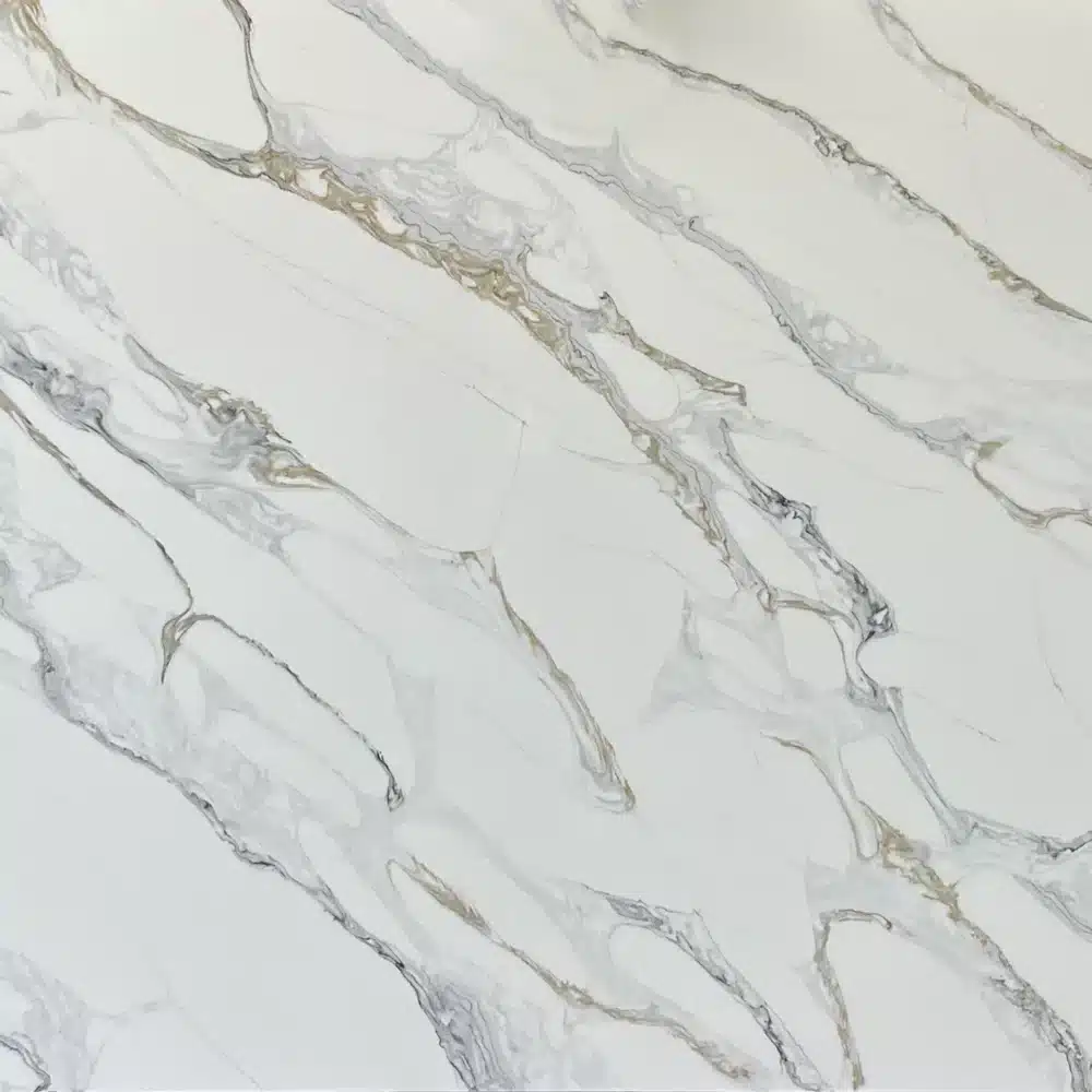 Calacatta Gold Flow Quartz Slab GQ-T439 for Wholesale
